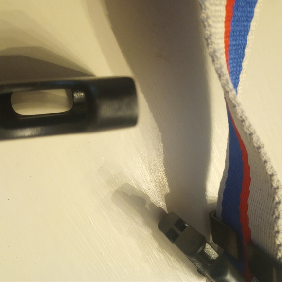 Champion crossbody/belt bag - Picture 8 of 9